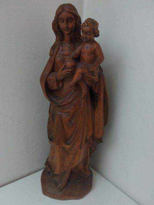 Snijwerk, Madonna mit Kind auf dem Arm - Handarbeit - 42 cm, Antiek en Kunst, Antiek | Boeken en Manuscripten