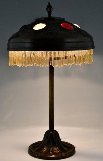 Frankrijk 1900 - Lampe - Bronze patiné - Lampe de bureau Art