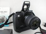 Canon EOS 350D met Grip BG-E3 en Canon EF-S 18-55mm lens