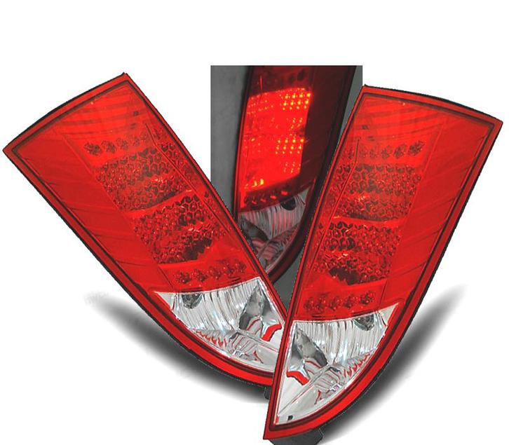 FEUX ARRIÈRE POUR FORD FOCUS MK1 98-04 LED ROUGE, Autos : Pièces & Accessoires, Éclairage, Envoi