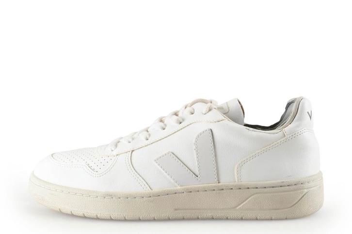Veja Sneakers in maat 40 Wit, Kleding | Heren, Schoenen, Wit, Zo goed als nieuw, Sneakers, Verzenden