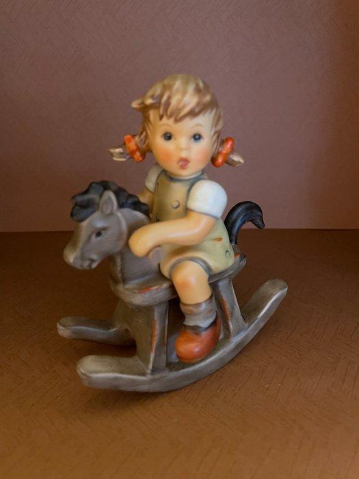 Goebel - M.I. Hummel - Figuur - “Cowboy Corral” (Hum 2021) –, Antiek en Kunst, Curiosa en Brocante