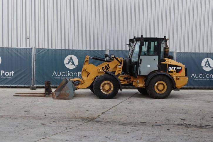 Veiling: Wiellader Caterpillar 906H2 Diesel 55kW 2012, Zakelijke goederen, Machines en Bouw | Kranen en Graafmachines, Ophalen