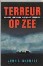 Terreur Op Zee 9789023011323 J.S. Burnett, Boeken, Verzenden, Gelezen, J.S. Burnett