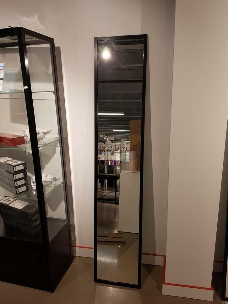 *TIP*  Zwart metalen frame met spiegel 200 x 50 cm, Zakelijke goederen, Kantoor en Winkelinrichting | Winkel en Inventaris, Ophalen of Verzenden