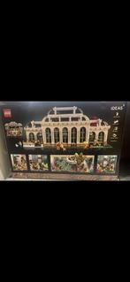 Lego - Ideas - 21353 - Botanical Garden Modular City, Nieuw