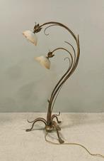 Staande lamp - Smeedijzer - Piantana in gietijzer,, Antiek en Kunst