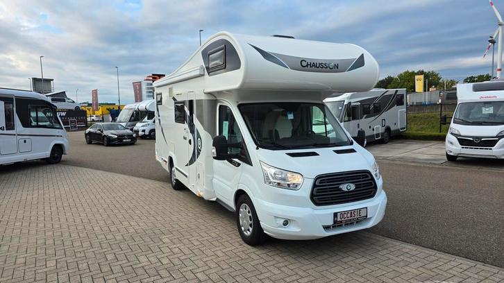 Chausson Flash C714 op Ford met 40341 km en dwarsbed 41743, Caravans en Kamperen, Mobilhomes, Cassettetoilet, Handgeschakeld, Treinzit