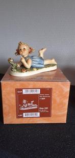 Goebel - Beeldje - 2 Exclusive Edition Hummeltjes in, Antiek en Kunst