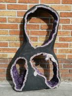 amethist Kristallen op matrix - Hoogte: 83 cm - Breedte: 50