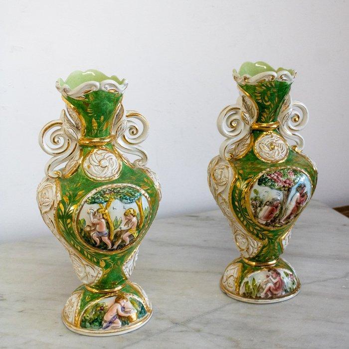 Capodimonte - LEMAS - Vaas (2) - policrome - Porselein -, Antiek en Kunst, Curiosa en Brocante