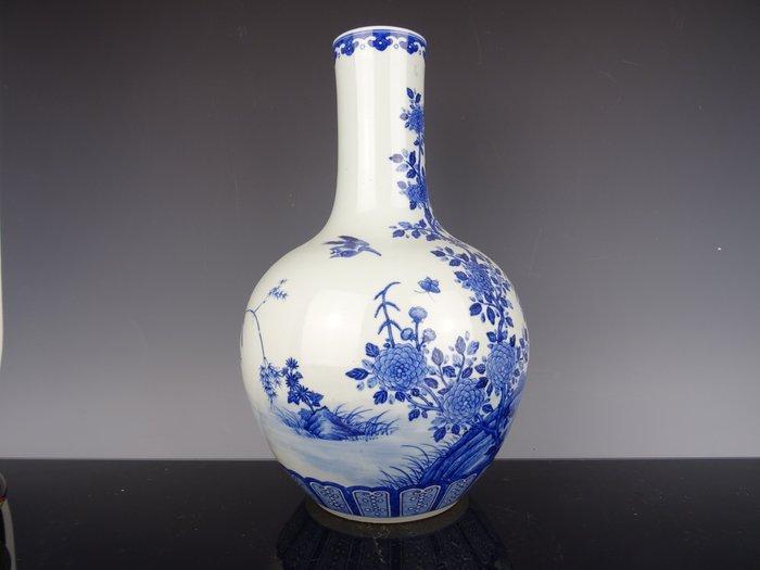 Vaas - Porselein - China - Qing Dynastie (1644-1911), Antiek en Kunst, Antiek | Overige Antiek