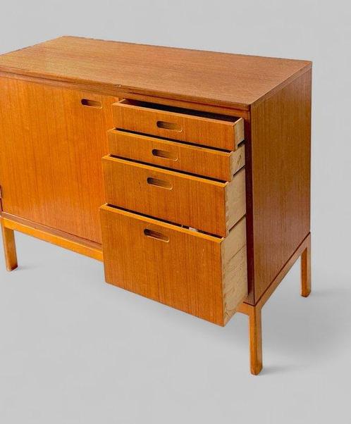 SMI (Svensk Möbelindustri) - Commode - Teck, Antiek en Kunst, Antiek | Meubels | Stoelen en Sofa's