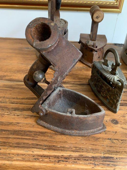 Strijkijzer (6) - Gietijzer - Oud houtskool, Antiquités & Art, Antiquités | Autres Antiquités