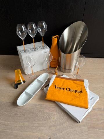 Veuve Clicquot Ponsardin - Wijnaccessoire (11) - Glas,