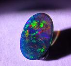 Black Opal Cabochon 2.88ct.- 0.58 g - (1)