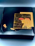 Gepolijst interieur met binnenzijde met perenpitpatroon,