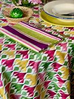 Nappe imprimée style ikat pour grandes tables. - Nappe - 270