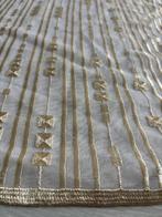 Stof voor gordijnen • Prachtige Franse geborduurde tule •