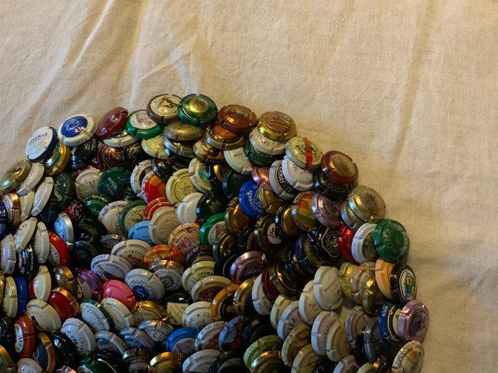 Champagne capsules (300) - Staal, Antiek en Kunst, Antiek | Speelgoed