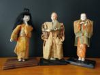 Oude Japanse poppen (3) - Brokaat, Gofun, zijde -