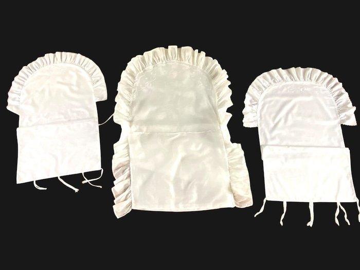 Doopset (5) - katoenen muslin - Met de hand geborduurd, Antiek en Kunst, Antiek | Boeken en Manuscripten