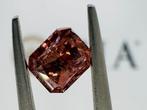 1 pcs Diamant - 1.04 ct - Briljant - fancy dieproze bruin -