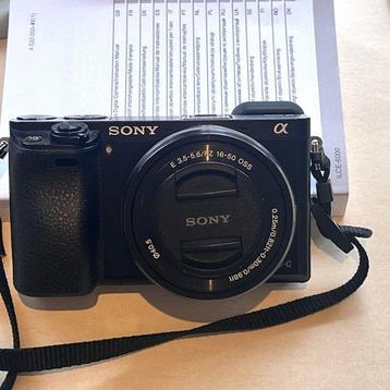 Sony a6000 Double Zoomlens Kit (ILCE 6000) Appareil photo beschikbaar voor biedingen