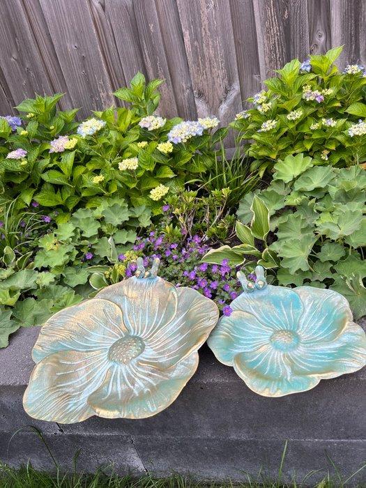 Vasque pour oiseaux (2) - Fer, Antiquités & Art, Curiosités & Brocante