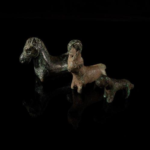 Beeldje (3) - Bronzen beelden van Ram, Paard en Leeuw —, Antiek en Kunst, Antiek | Overige Antiek