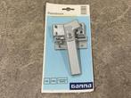 Veiling - 3x GAMMA raamsluiting met slot, Doe-het-zelf en Bouw, Nieuw