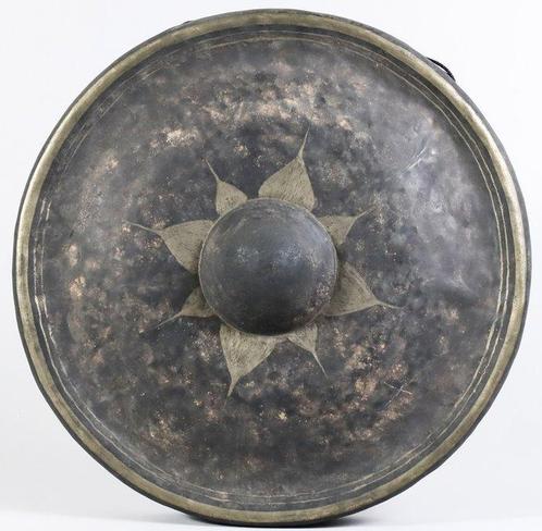 Ritual Instrument Dora () with Sunburst Motif - Gong, Antiek en Kunst, Antiek | Overige Antiek