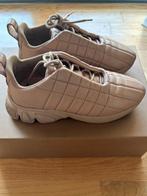 Burberry - Burberry Leather Sneaker - Baskets basses -