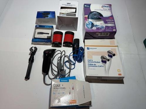 Veiling - 10x Diverse elektronica en kabelaccessoires mix, Zakelijke goederen, Stock en Retail | Partijen goederen