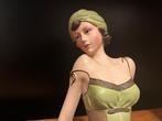 Figurine - “Bad” Lady in lingery - résine, Antiek en Kunst