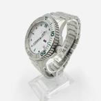 Gucci - GUCCI Mens watch QZ 126.2 13298462 - 126.2 13298462, Nieuw