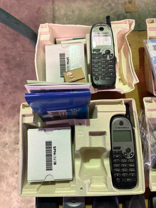 Philips Grote retro GSM collectie (25 stuks) – Motorola,, Games en Spelcomputers, Spelcomputers | Overige Accessoires