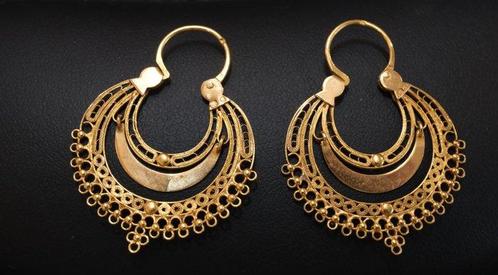 Oorbellen - 19.2 kt. Geel goud - (fijn) uitgesneden sieraad, Handtassen en Accessoires, Oorbellen