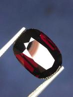 Sans Prix de Réserve - 1 pcs Rouge Grenat, Rhodolite - 23.21, Handtassen en Accessoires, Edelstenen, Nieuw