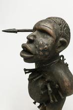 Nkisi Nkondi krachtfiguur – Bakongo – Congo - Nkisi Nkondi -