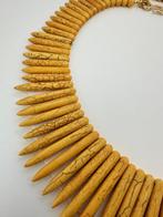 Kenneth Jay Lane - KJL – Statement ketting in geverfde, Antiek en Kunst