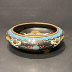 Lave-brosse - Bronze, Émail, cloisonné