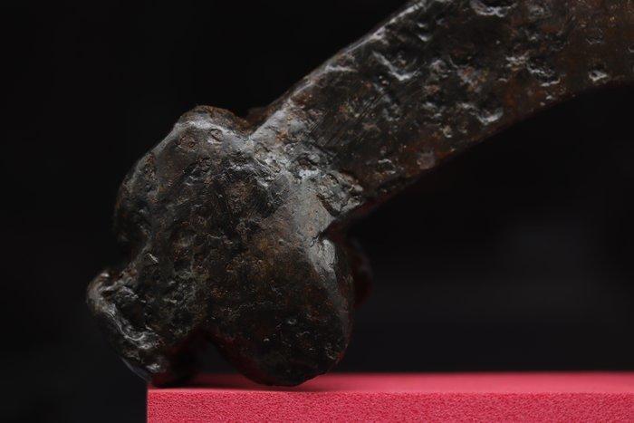 Norseman Zware IJzeren Militaire bijl Relikwie - 18.2 cm, Antiek en Kunst, Antiek | Overige Antiek