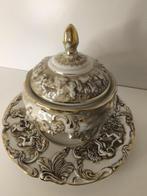 Capodimonte - Tureen (2) - Porselein - Terrine met bord, Antiquités & Art