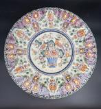 Velsen, Sassenheim - Bord - Aardewerk - Polychrome Delfts