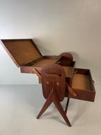 Kast - Vintage Mid-Century Teakhouten Naaikistje met Speelse