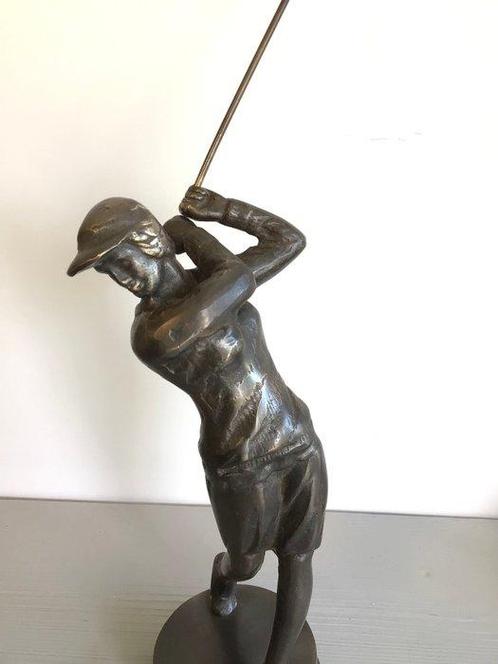 Sculpture, Golfer in full swing - 32 cm - En alliage, Antiek en Kunst, Curiosa en Brocante