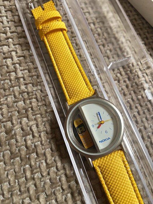 Nokia - Mobile phone themed wristwatch - Unisex - 2000-2010, Games en Spelcomputers, Spelcomputers | Overige Accessoires