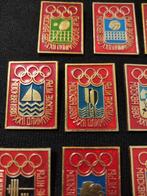 1980 - Verzameling van vintage Olympische badges (11 stuks)., Verzamelen, Nieuw
