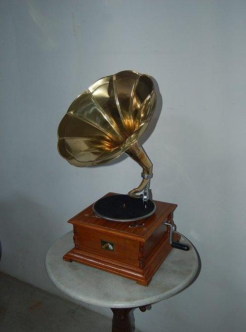 His Masters Voice - mv 101 reproduction Gramophone, Antiek en Kunst, Curiosa en Brocante